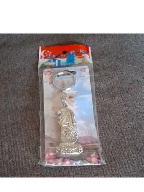 Silver Merlion Keychain - Singapore Souvenir